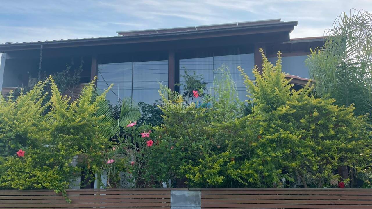 Casa para alquiler de vacaciones em Imbituba (Praia de Ibiraquera)