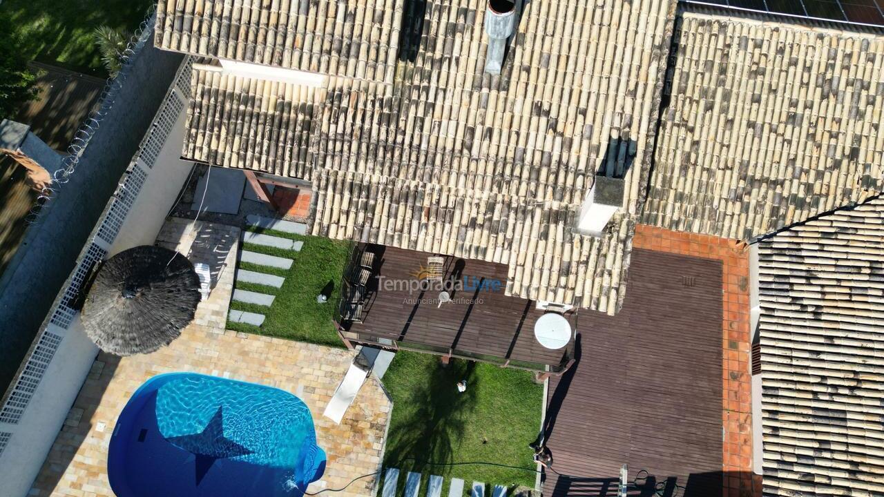 Casa para aluguel de temporada em Florianópolis (Ponta das Canas)