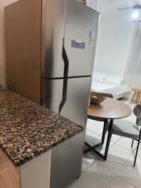 Apartamento en el centro de Cabo Frío, a 200 metros de la playa.