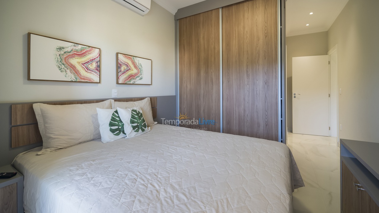 Apartamento para aluguel de temporada em Bombinhas (Mariscal)