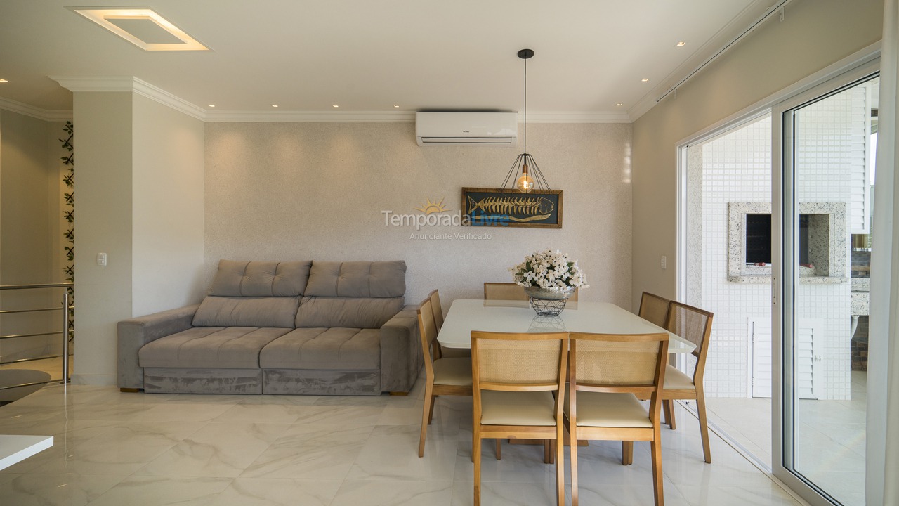 Apartamento para aluguel de temporada em Bombinhas (Mariscal)