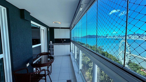 Locação Temporada 2 quartos, vista mar centro Balneário Camboriú