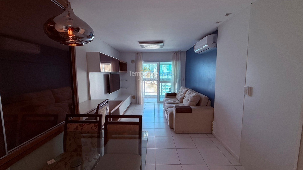 Apartamento para aluguel de temporada em Balneário Camboriú (Praia Central)