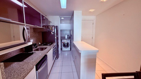 Locação Temporada 2 quartos, vista mar centro Balneário Camboriú