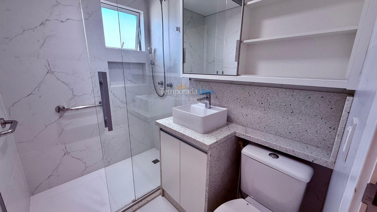 Apartamento para aluguel de temporada em Balneário Camboriú (Praia Central)