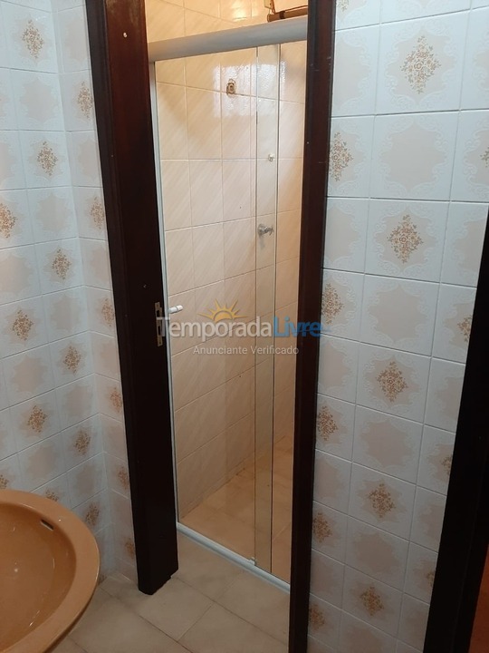 Casa para alquiler de vacaciones em Matinhos (Balneário de Gaivotas)