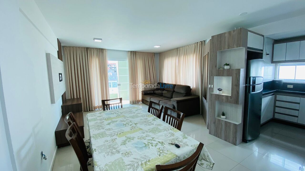 Apartamento para alquiler de vacaciones em Bombinhas (Praia de Bombas)