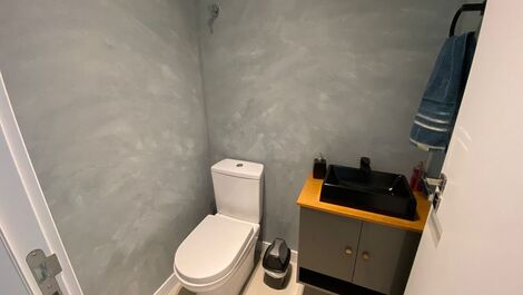 Meia Praia - 3 quartos - hidromassagem - terraço - 3 vagas de garagem