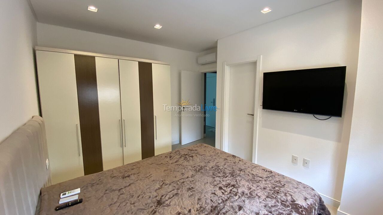 Apartamento para aluguel de temporada em Itapema (Meia Praia)