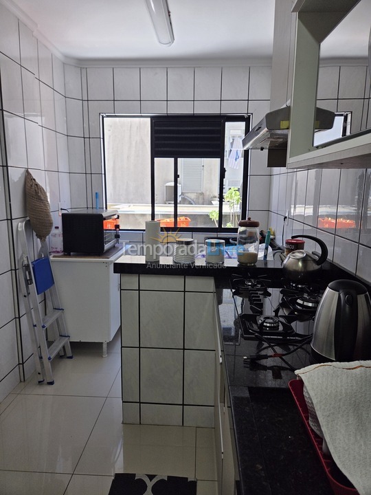 Apartment for vacation rental in Itapema (Meia Praia)