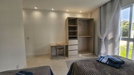 House with 5 bedrooms, beachfront in Daniela