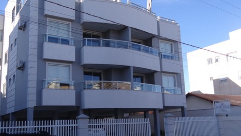 APARTAMENTOS DE 1 O 2 DORMITORIOS - A 1 MINUTO DE LA PLAYA DE MARISCAL