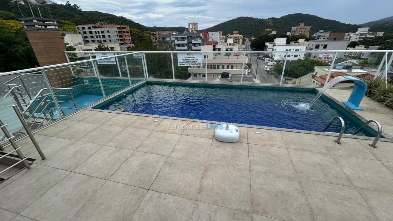 Apartment for vacation rental in Bombinhas (Praia de Bombas)