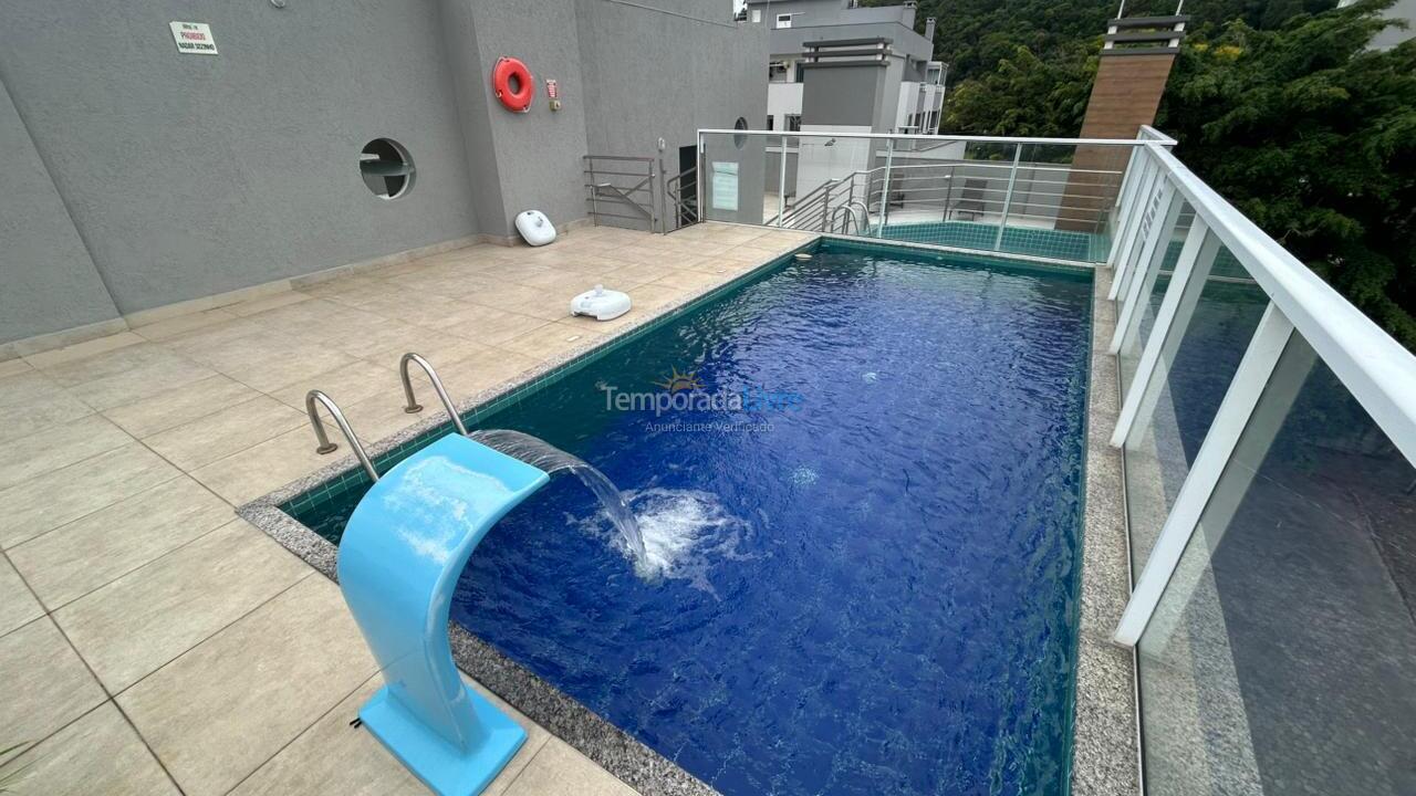 Apartment for vacation rental in Bombinhas (Praia de Bombas)