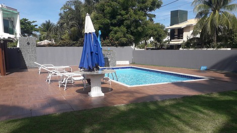 Casa de alquiler vacacional con 13 habitaciones y 13 suites - Playa de Guarajuba - Bahía