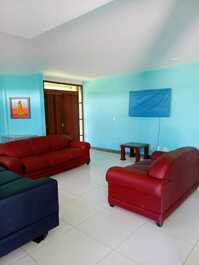 Casa de alquiler vacacional con 13 habitaciones y 13 suites - Playa de Guarajuba - Bahía