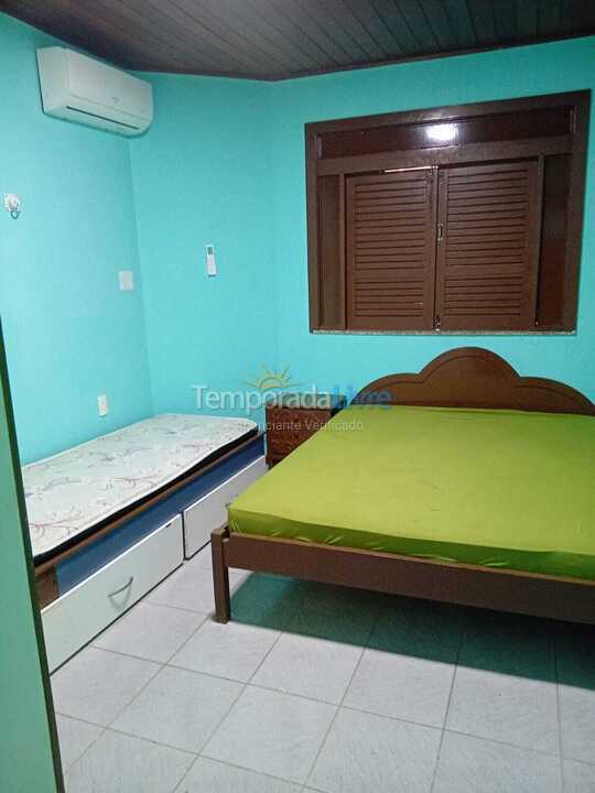 Casa para alquiler de vacaciones em Camaçari (Praia de Guarajuba)