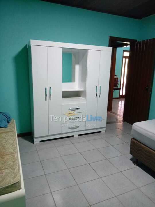 Casa para alquiler de vacaciones em Camaçari (Praia de Guarajuba)