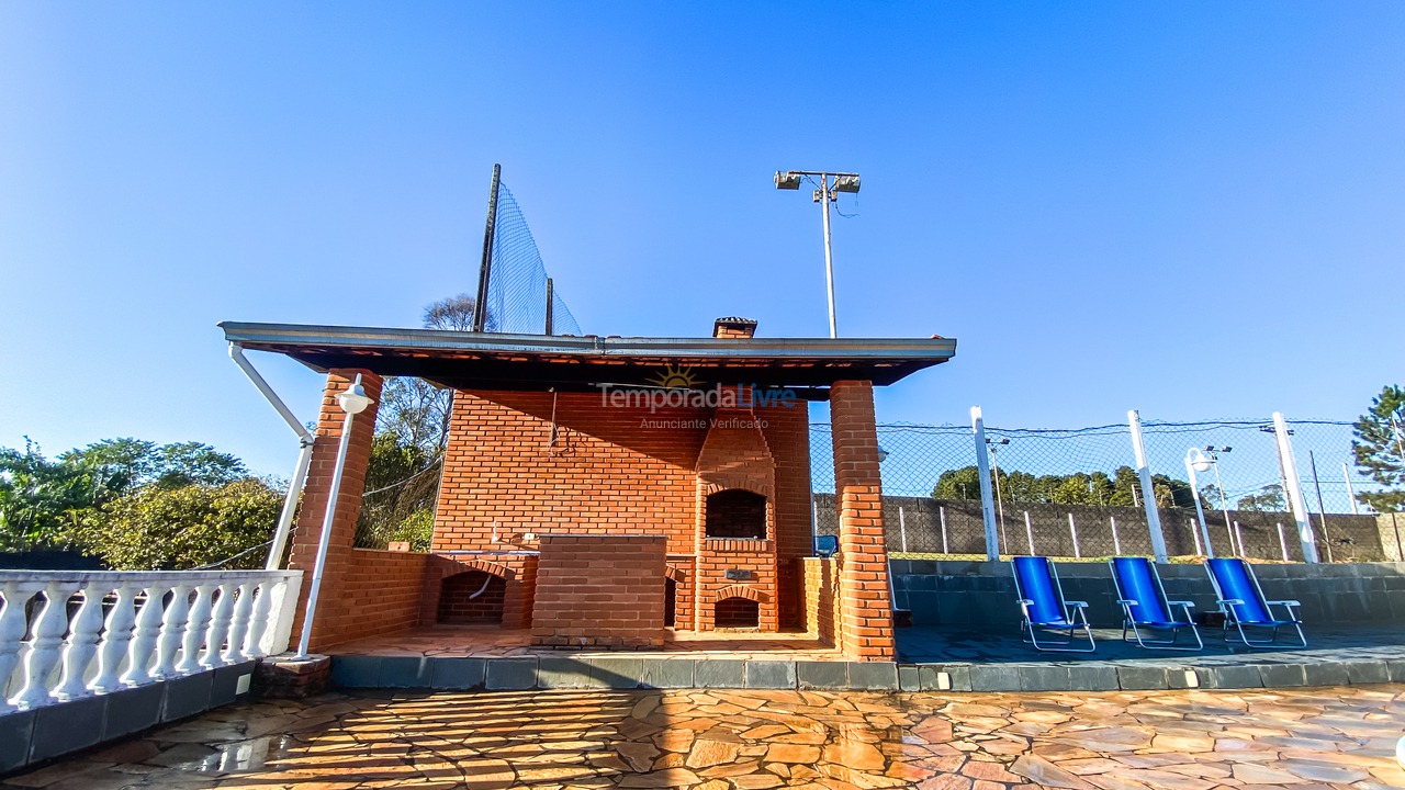 Chácara / sítio para aluguel de temporada em Piedade (Caetezal de Cima)