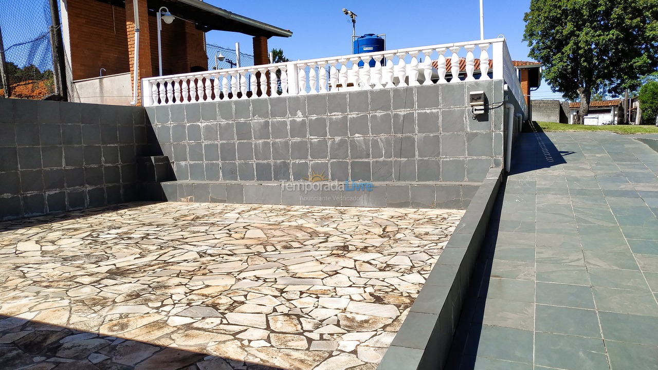 Chácara / sítio para aluguel de temporada em Piedade (Caetezal de Cima)