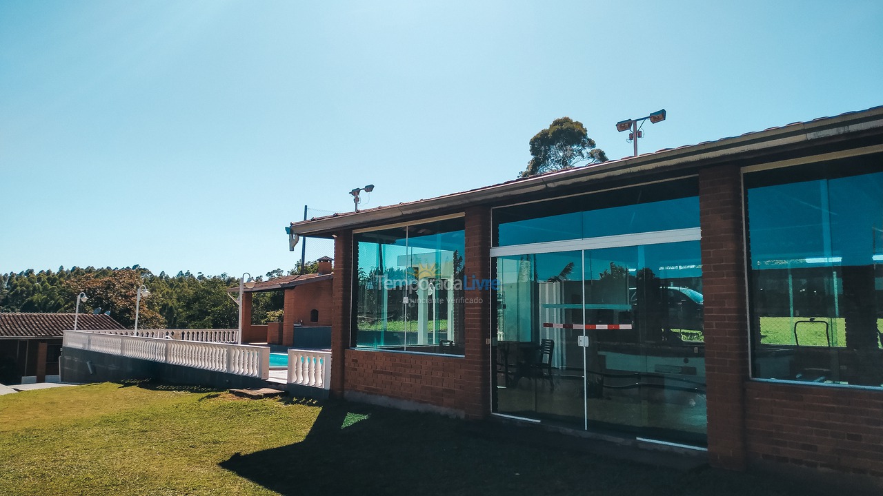 Chácara / sítio para aluguel de temporada em Piedade (Caetezal de Cima)