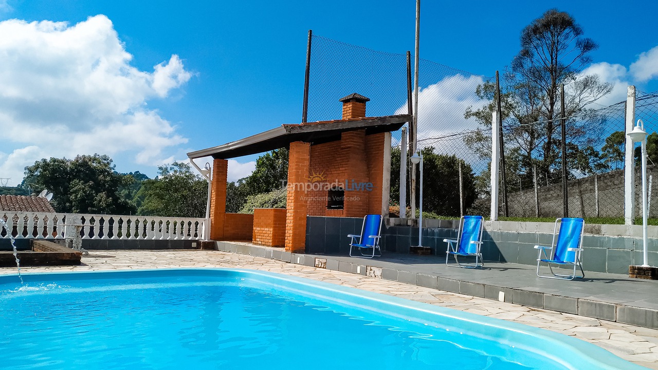 Chácara / sítio para aluguel de temporada em Piedade (Caetezal de Cima)