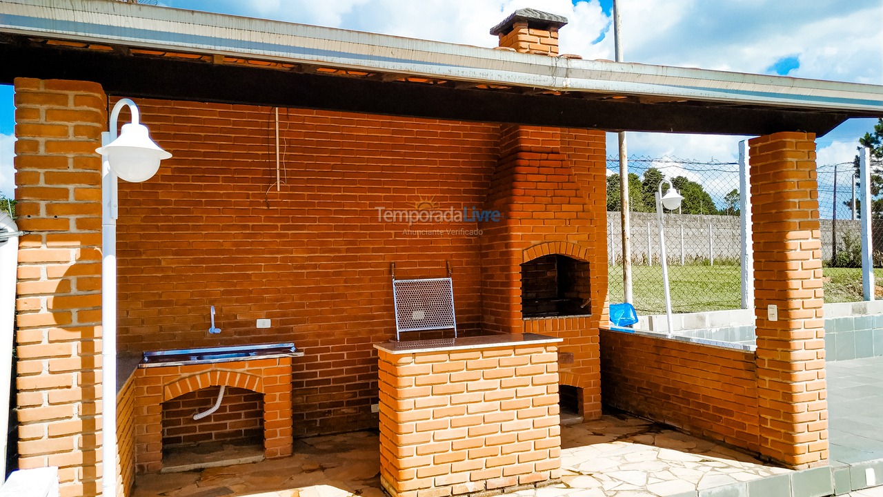 Chácara / sítio para aluguel de temporada em Piedade (Caetezal de Cima)