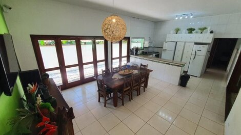 House 40m from the sea for seasonal rental in Itamambuca