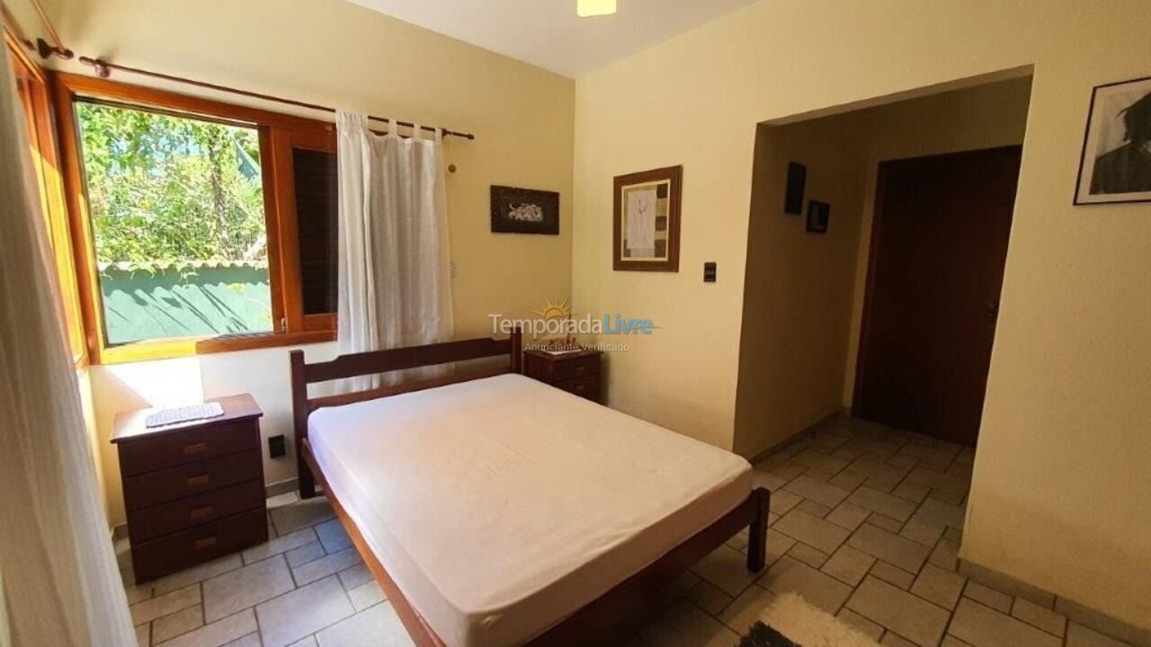 Casa para aluguel de temporada em Ubatuba (Itamambuca)