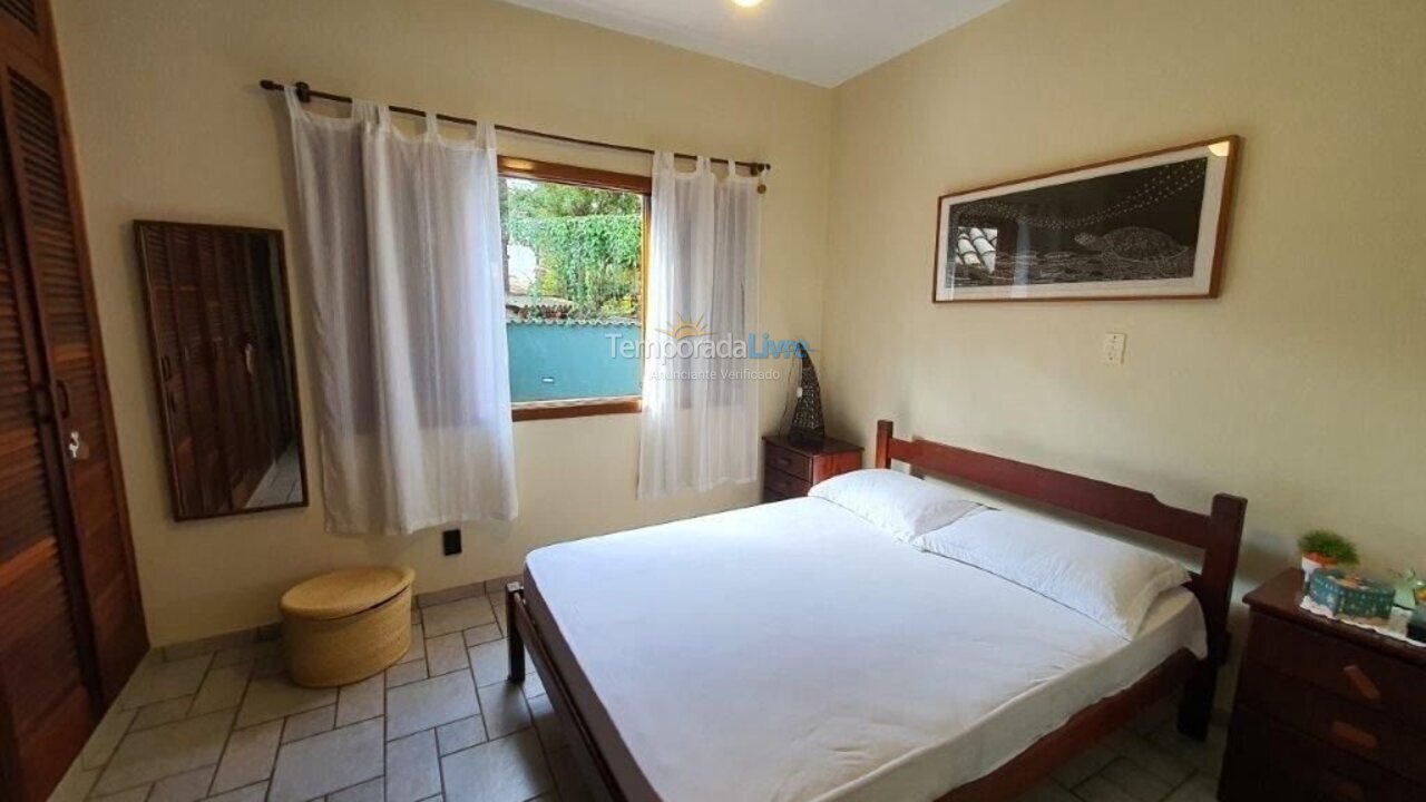 Casa para aluguel de temporada em Ubatuba (Itamambuca)