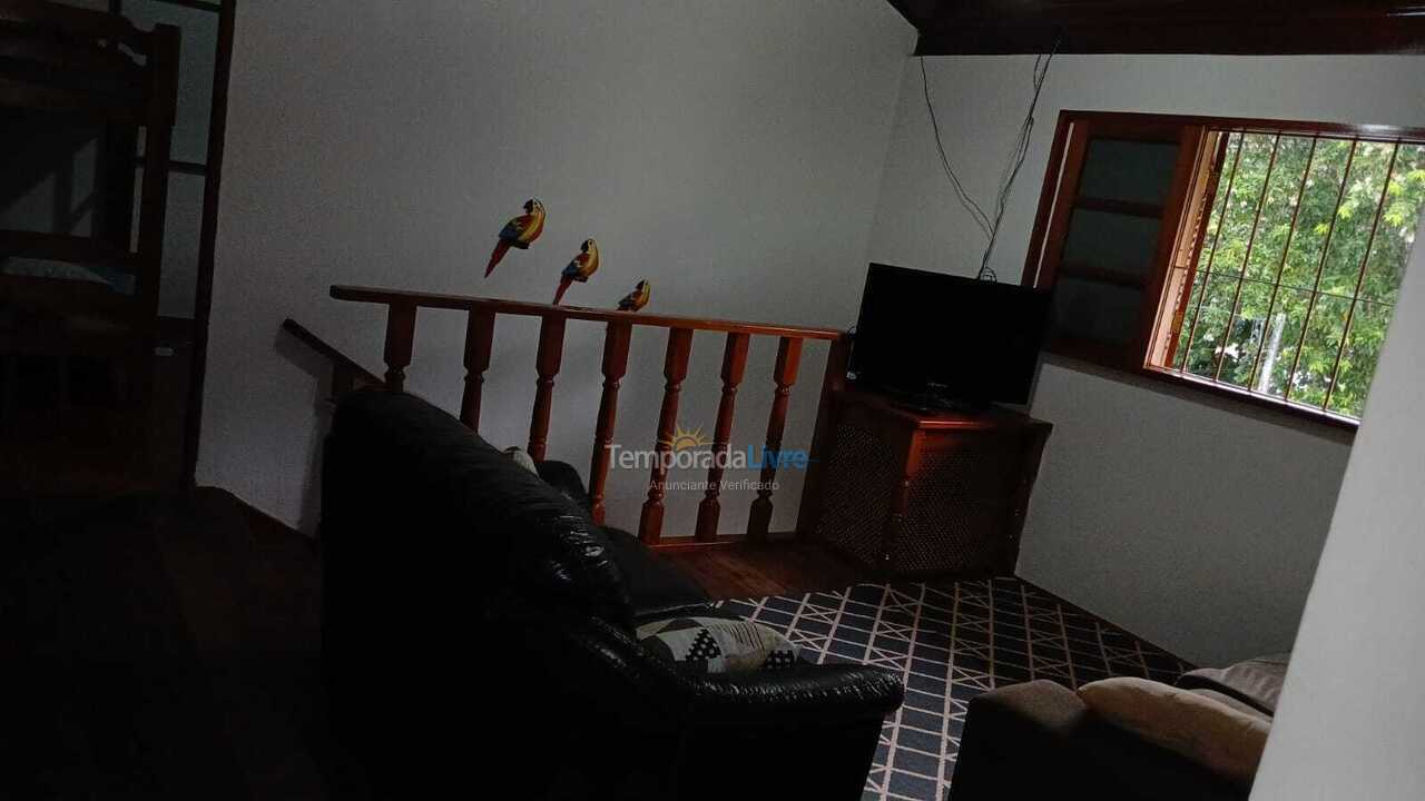 Casa para alquiler de vacaciones em Ubatuba (Centro)