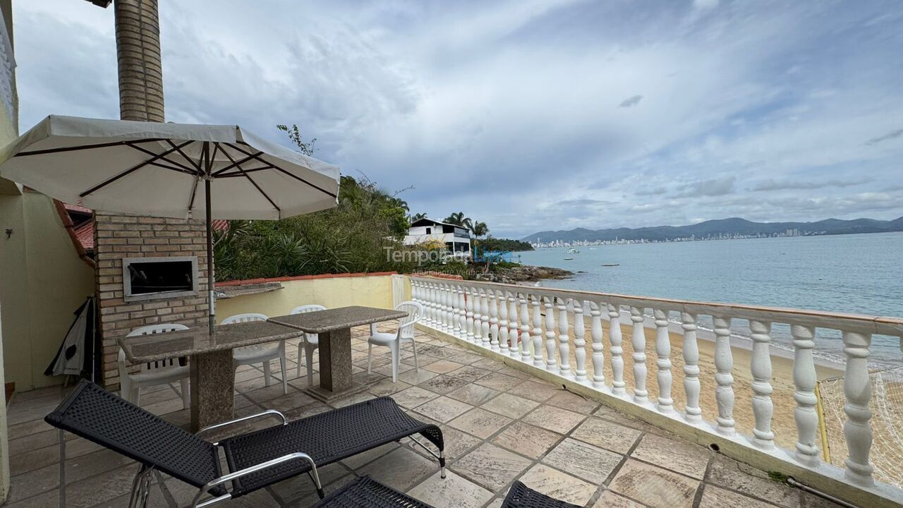 House for vacation rental in Porto Belo (Araca)