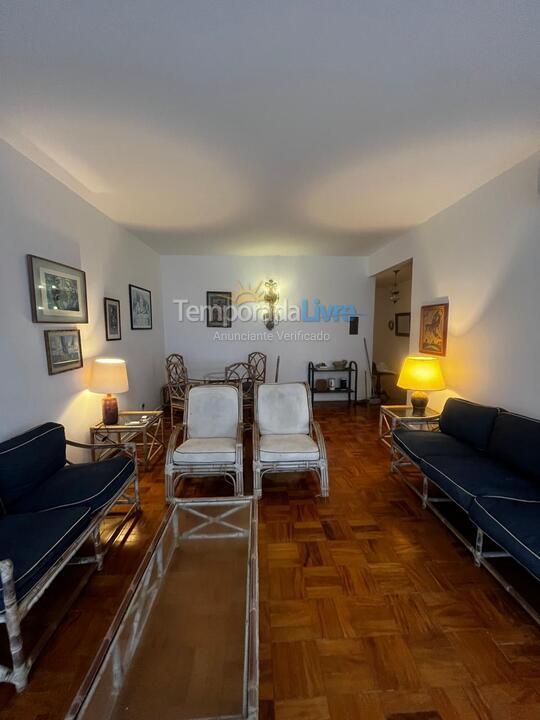 Apartamento para aluguel de temporada em Guarujá (Pitangueiras)