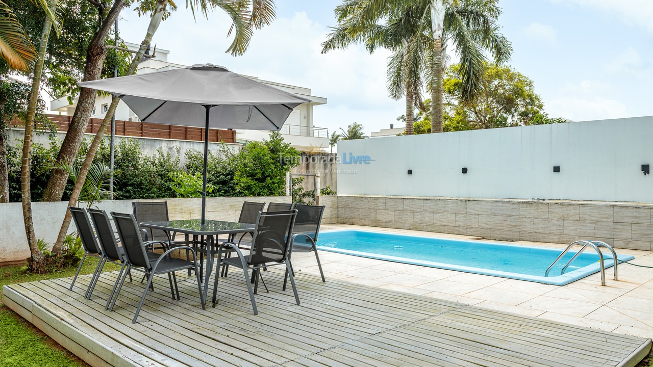 House for vacation rental in Florianopolis (Jurerê Internacional)