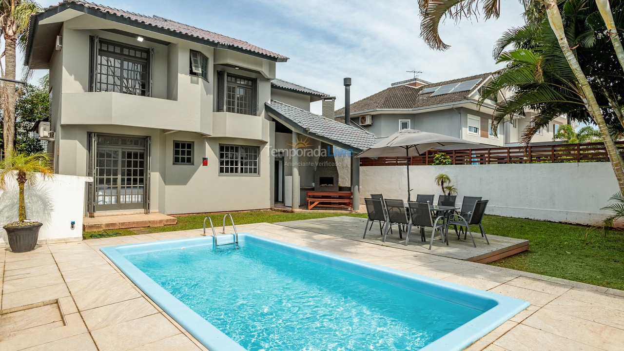 House for vacation rental in Florianopolis (Jurerê Internacional)