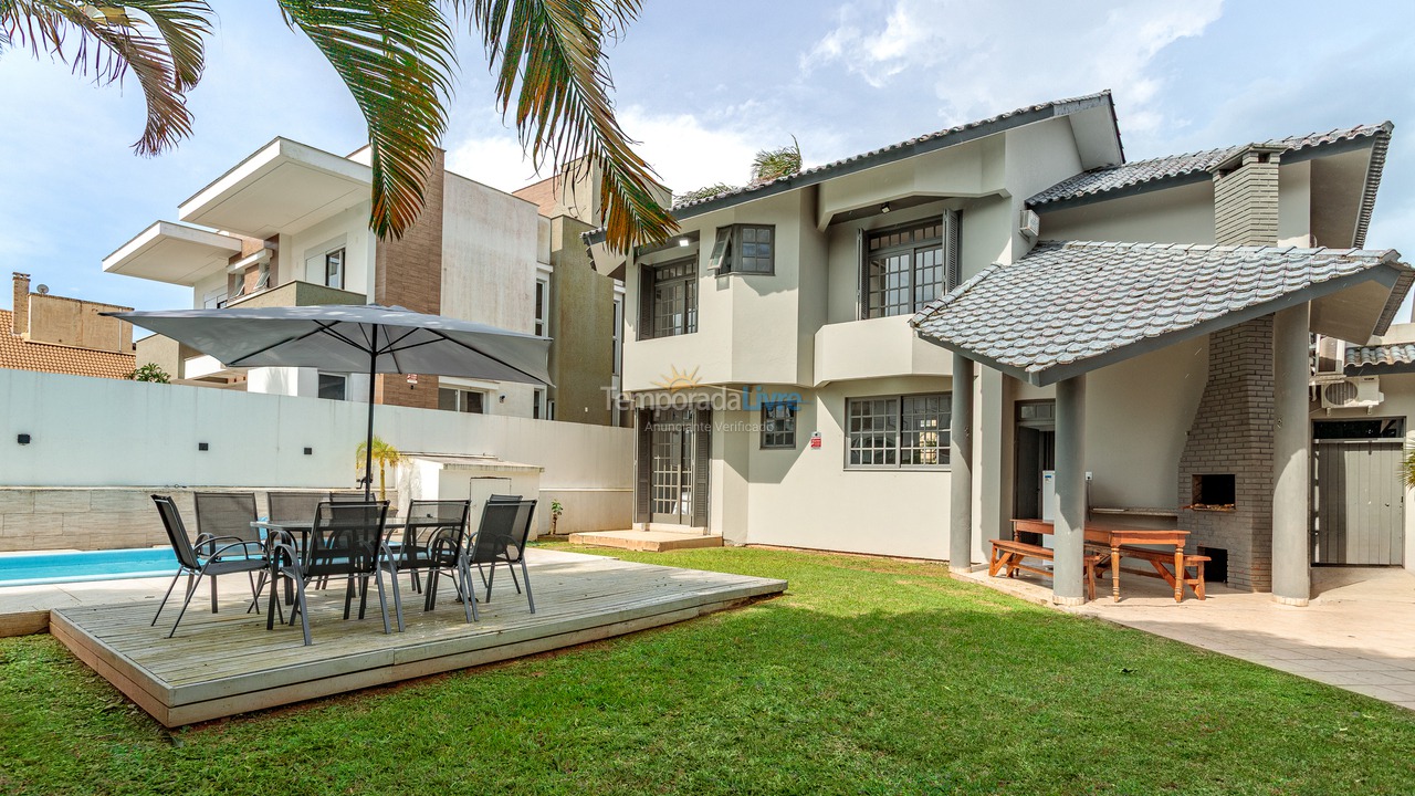 House for vacation rental in Florianopolis (Jurerê Internacional)