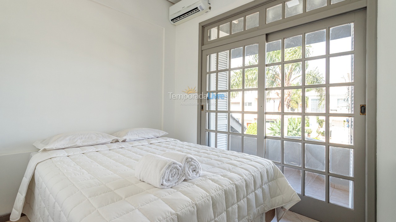 House for vacation rental in Florianopolis (Jurerê Internacional)