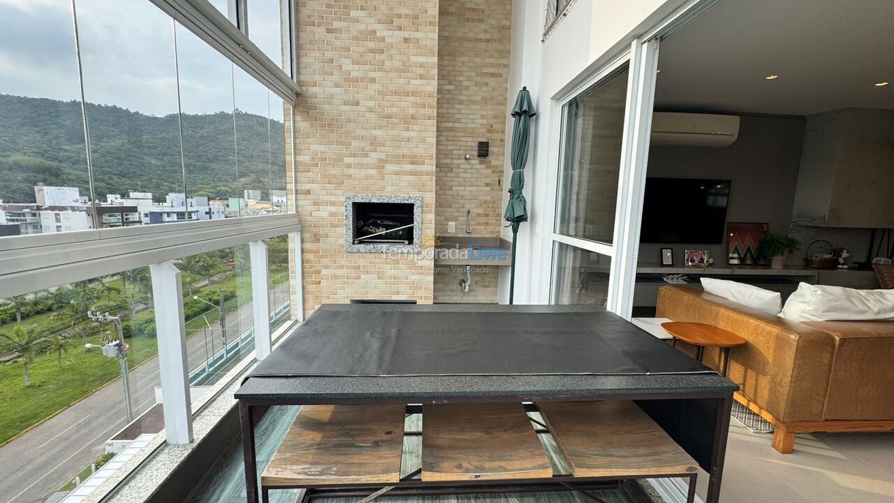 Apartamento para alquiler de vacaciones em Governador Celso Ramos (Praia de Palmas)