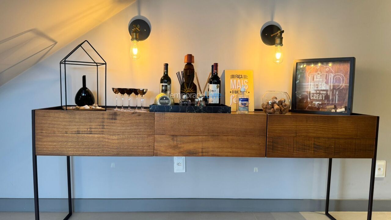 Apartamento para alquiler de vacaciones em Governador Celso Ramos (Praia de Palmas)