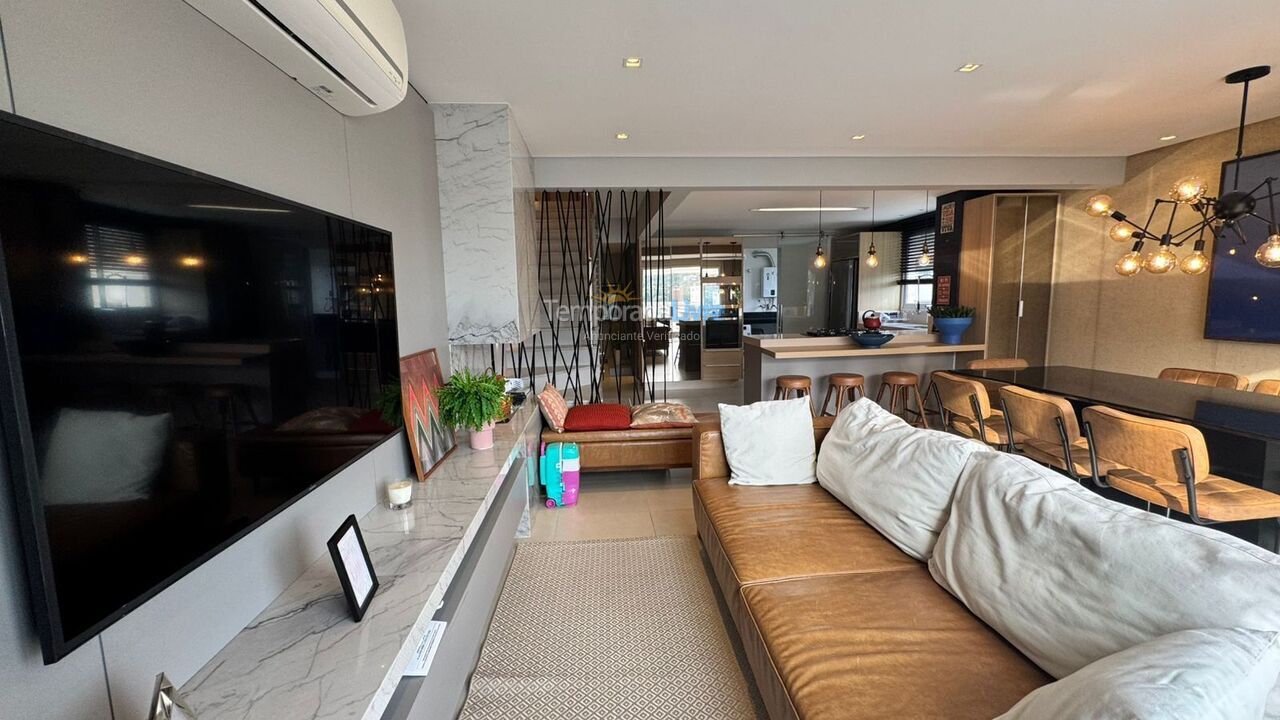 Apartamento para alquiler de vacaciones em Governador Celso Ramos (Praia de Palmas)