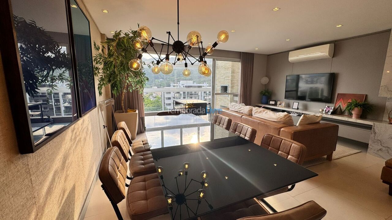 Apartamento para alquiler de vacaciones em Governador Celso Ramos (Praia de Palmas)