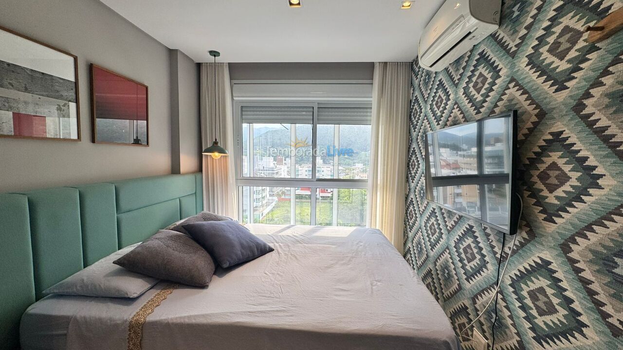 Apartamento para alquiler de vacaciones em Governador Celso Ramos (Praia de Palmas)