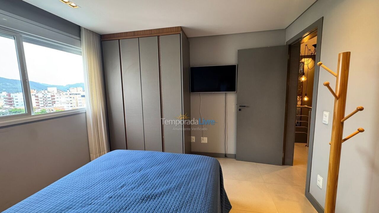 Apartamento para alquiler de vacaciones em Governador Celso Ramos (Praia de Palmas)
