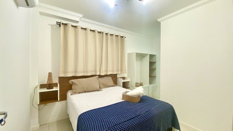 Apartamento en Bombas, a una cuadra de la playa, para 5 personas.