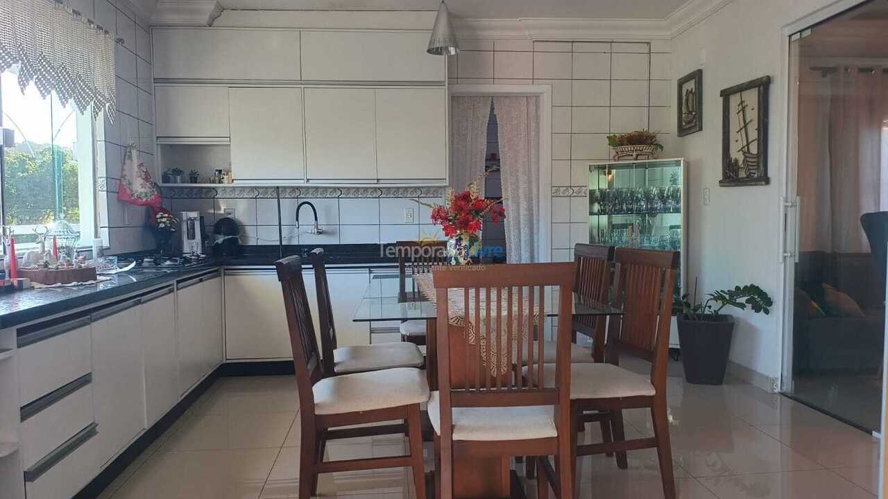 Apartment for vacation rental in Balneário Camboriú (Praia dos Amores)