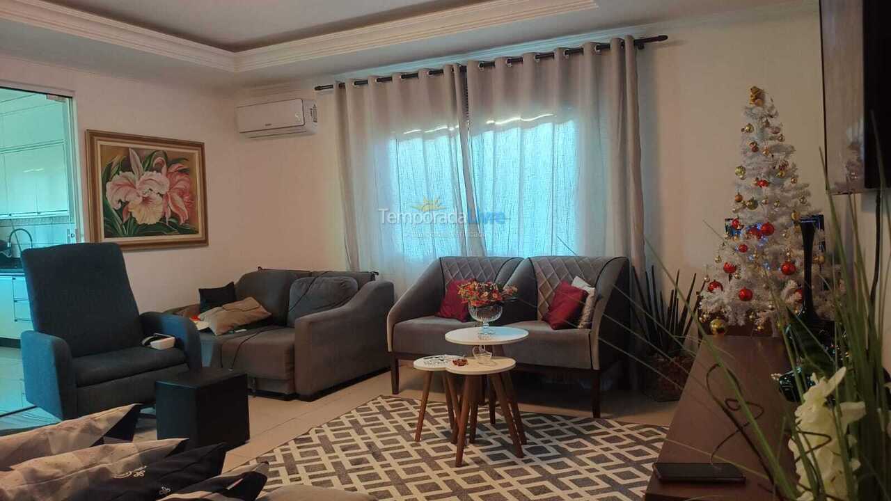 Apartment for vacation rental in Balneário Camboriú (Praia dos Amores)