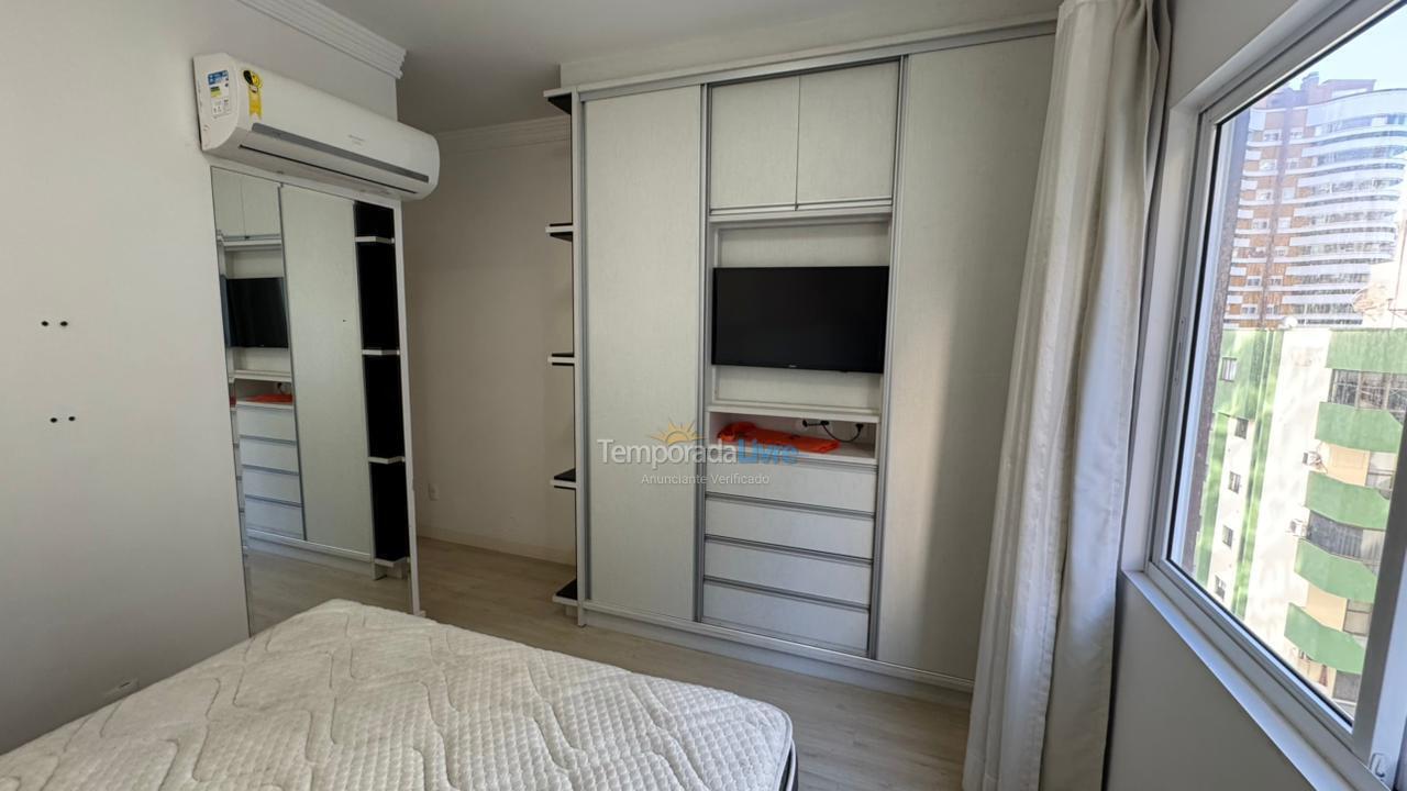 Apartment for vacation rental in Itapema (Meia Praia)