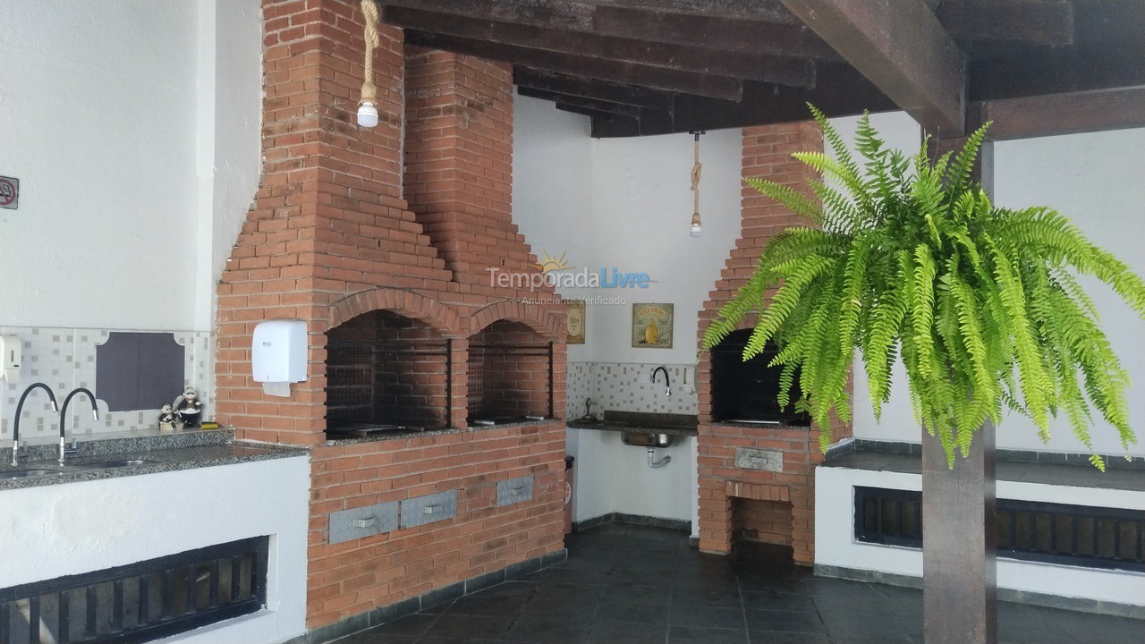 Apartamento para aluguel de temporada em Guarujá (Enseada)