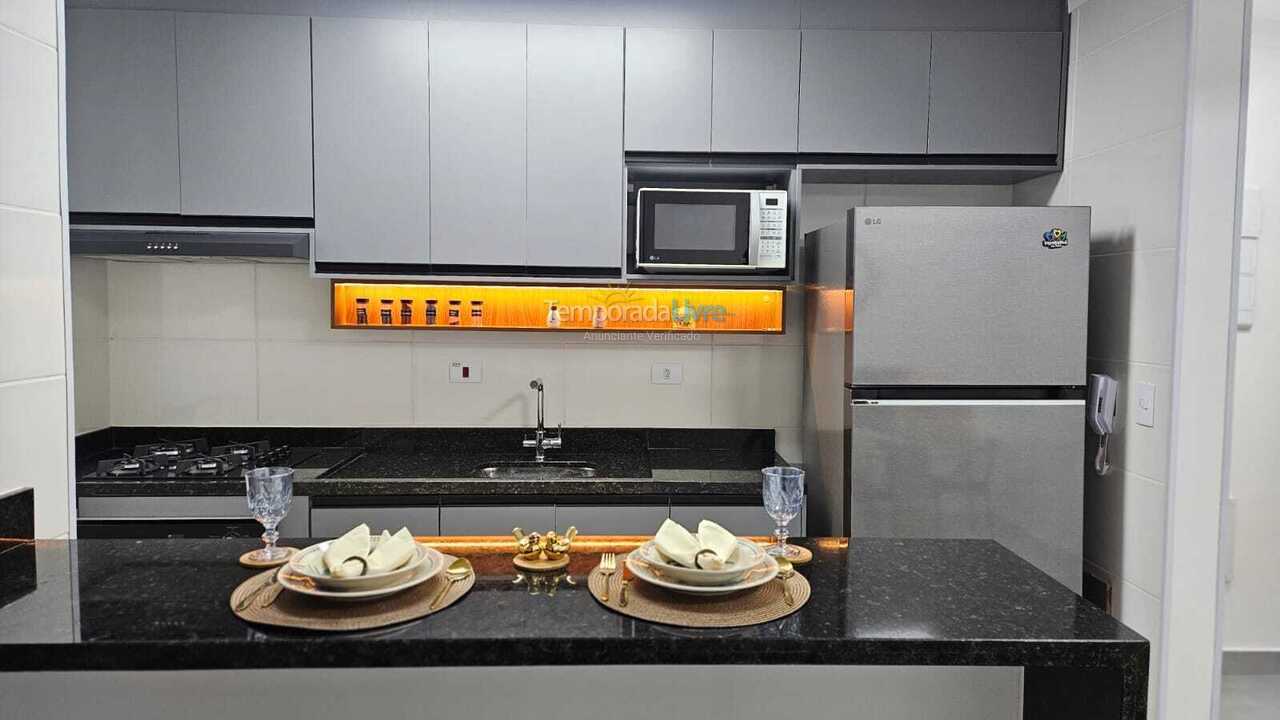 Apartamento para aluguel de temporada em Mongaguá (Vila Atlântica)