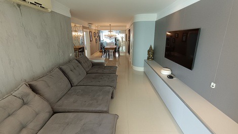 Oceanfront property with jacuzzi and charcoal grill, including 2 private parking spaces.